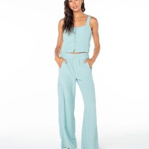 Matching set New Roxy Maui Sessions Cargo Pants and Top Matching Set